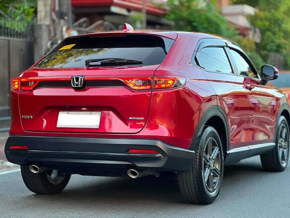 2022 Honda HR-V III, красный - вид 2