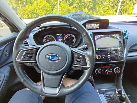 2021 Subaru Forester V, белый, 3200000 рублей, вид 4