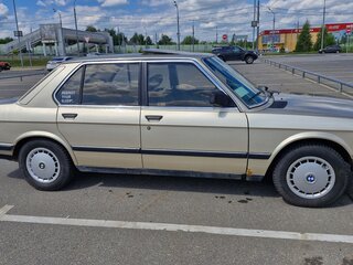 1985 BMW 5 серии 525i II (E28), золотистый, 490000 рублей, вид 5