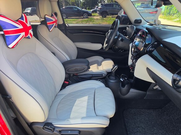 2022 Mini Hatch Cooper S III (F55/F56) Рестайлинг 2, красный, 3300000 рублей - вид 7