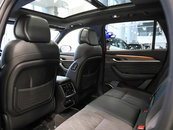 2026 Geely Monjaro I, серый, 4954990 рублей - вид 10