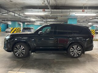 2023 Lexus LX 600 IV, чёрный, 15999999 рублей, вид 3