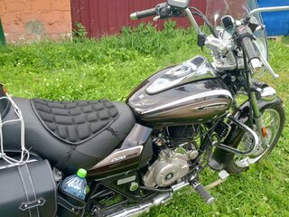 2025 Bajaj Avenger, чёрный, 210000 рублей, вид 4
