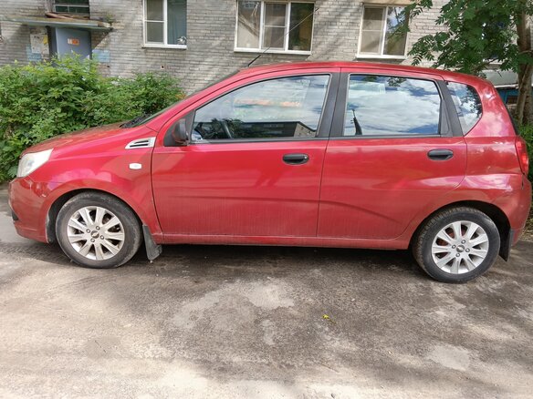 2008 Chevrolet Aveo I Рестайлинг, красный, 390000 рублей - вид 4