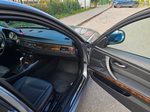 2008 BMW 3 серии 320i V (E90/E91/E92/E93) Рестайлинг, серый, 930000 рублей - вид 8