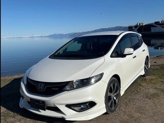 2015 Honda Jade I, белый, 1560000 рублей, вид 2