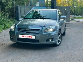 2007 Toyota Avensis II Рестайлинг, серебристый, 600000 рублей, вид 3