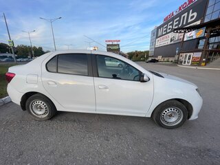 2016 Renault Logan II, белый, 700000 рублей, вид 5