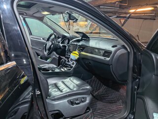 2011 Volkswagen Touareg II, чёрный, 1800000 рублей, вид 5