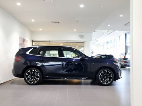 2025 BMW X3 Long 30L xDrive IV (G45/G48), чёрный, 6980000 рублей, вид 4