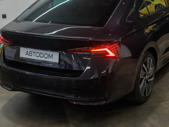 2025 Skoda Octavia IV (A8) Рестайлинг, чёрный - вид 16