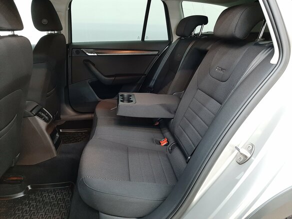 2016 Skoda Octavia Scout III (A7), серый - вид 12