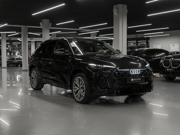 2026 Audi Q5 L III (GU), чёрный, 6350000 рублей - вид 1