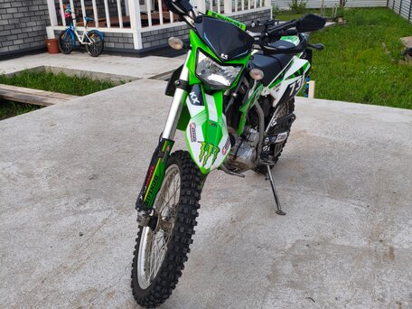2015 Kawasaki KLX 250, зелёный, 370000 рублей, вид 1