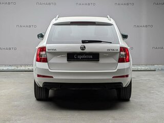 2016 Skoda Octavia III (A7), белый, 1395000 рублей, вид 4