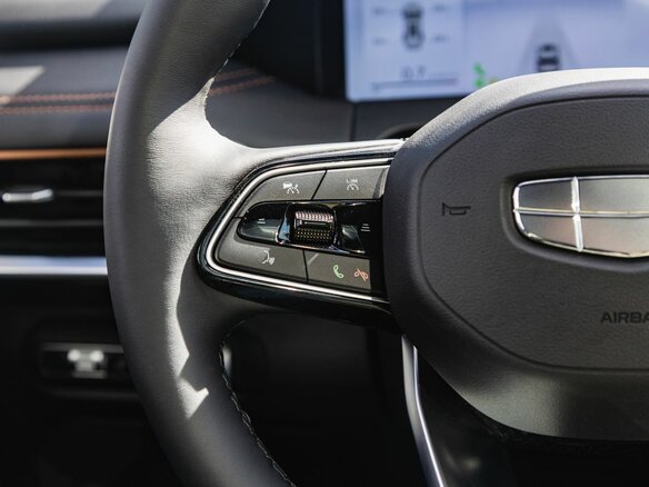 2026 Geely Okavango I Рестайлинг, синий, 4045990 рублей - вид 16