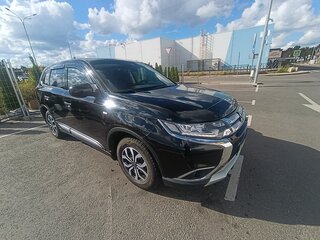 2018 Mitsubishi Outlander III Рестайлинг 2, чёрный, 1580000 рублей, вид 1