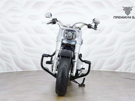 2017 Harley-Davidson Fat Boy, чёрный, 1847000 рублей, вид 4