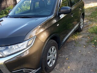 2015 Mitsubishi Outlander III Рестайлинг 2, коричневый, 1300000 рублей, вид 1