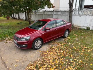 2018 Volkswagen Polo V Рестайлинг, пурпурный, 1100000 рублей, вид 2