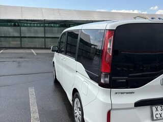 2015 Honda Stepwgn V, белый, 1700000 рублей, вид 4