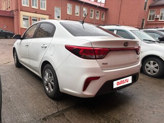 2018 Kia Rio IV, белый, 1400000 рублей, вид 2