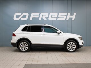 2017 Volkswagen Tiguan II, белый, 2680000 рублей, вид 5