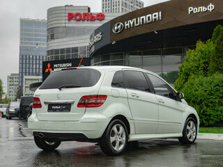 2009 Mercedes-Benz B-Класс 200 I (W245) Рестайлинг, белый, 678000 рублей, вид 4