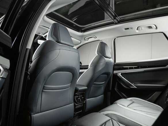 2026 Geely Atlas II, чёрный - вид 12