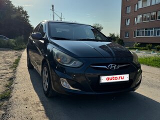 2011 Hyundai Solaris I, чёрный, 650000 рублей, вид 2