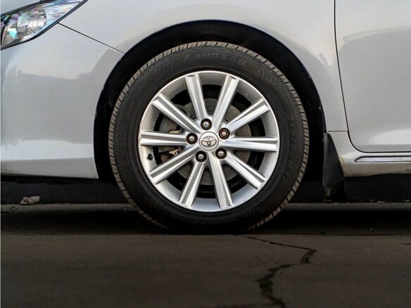 2013 Toyota Camry VII (XV50), белый - вид 9
