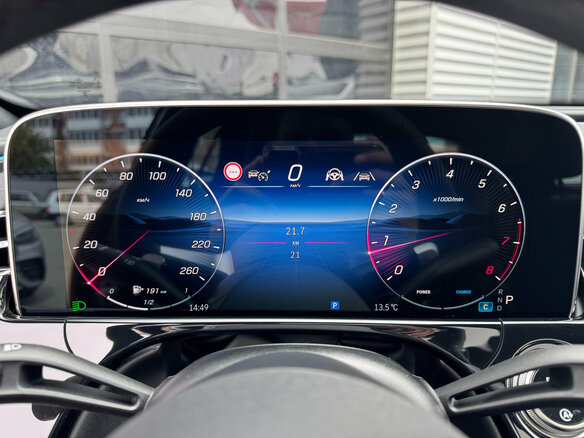 2025 Mercedes-Benz E-Класс 300 VI (W214, S214), чёрный, 8990000 рублей - вид 23