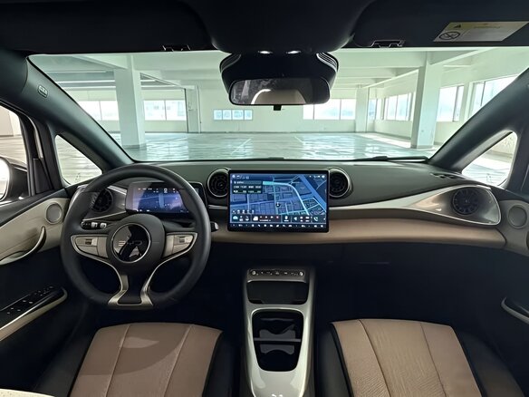 2025 BYD Dolphin 45.12 kWh I Рестайлинг, бежевый, 1980000 рублей - вид 5