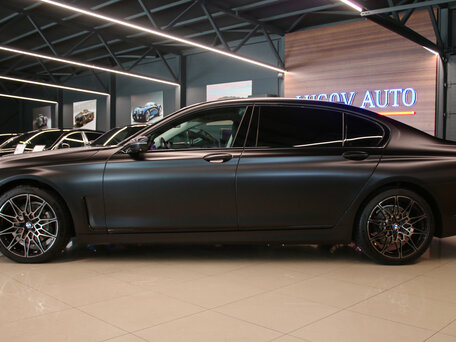 2019 BMW 7 серии Long 730Ld xDrive VI (G11/G12) Рестайлинг, чёрный, 5000000 рублей, вид 3
