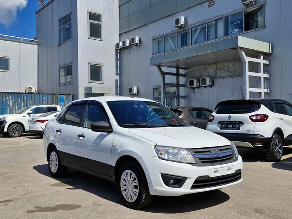 2018 Lada (ВАЗ) Granta, белый - вид 2
