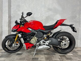2020 Ducati Streetfighter V4, красный, 1810000 рублей, вид 2