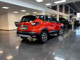 2017 Renault Kaptur I, оранжевый, 1550000 рублей, вид 2
