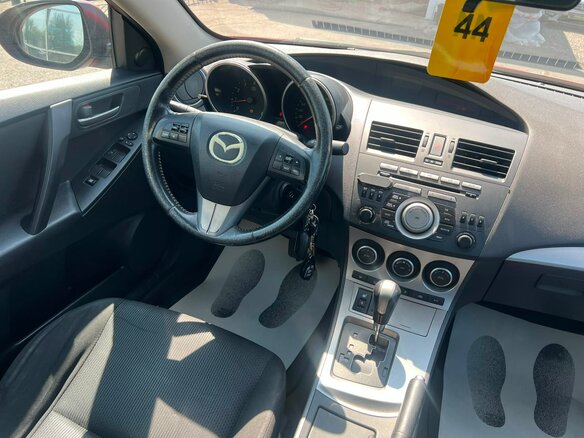 2010 Mazda 3 II (BL), красный, 659000 рублей - вид 15