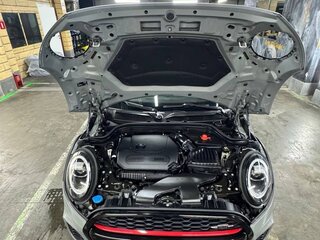 2021 Mini Hatch JCW III (F55/F56) Рестайлинг, серый, 3900000 рублей, вид 4