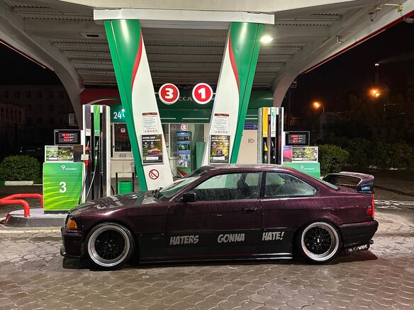 1993 BMW 3 серии 318i III (E36), красный, 750000 рублей - вид 5
