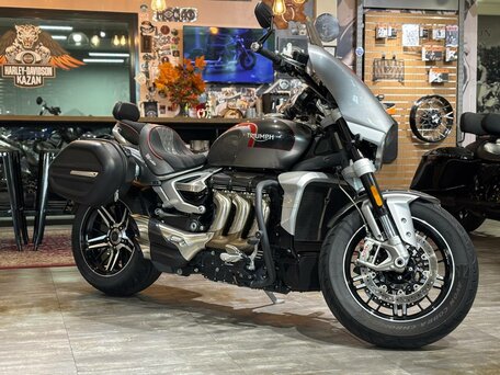 2022 Triumph Rocket 3, серебристый, 2700000 рублей, вид 3