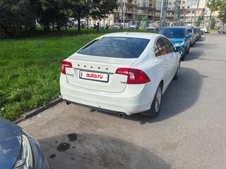 2014 Volvo S60 II Рестайлинг, белый, 1300000 рублей, вид 3