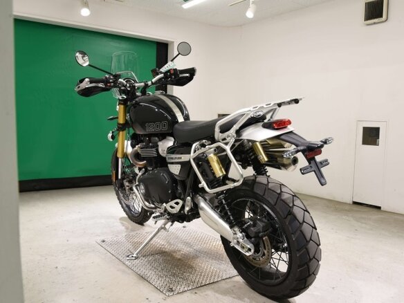 2025 Triumph Scrambler, чёрный, 1530000 рублей - вид 5