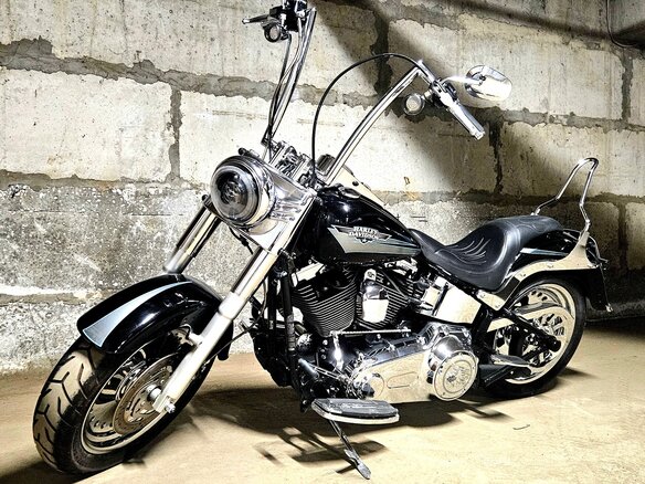 2009 Harley-Davidson Fat Boy, чёрный, 890000 рублей