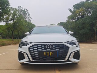 2022 Audi A3 Sportback 35 TFSI IV (8Y), белый, 2134000 рублей, вид 2