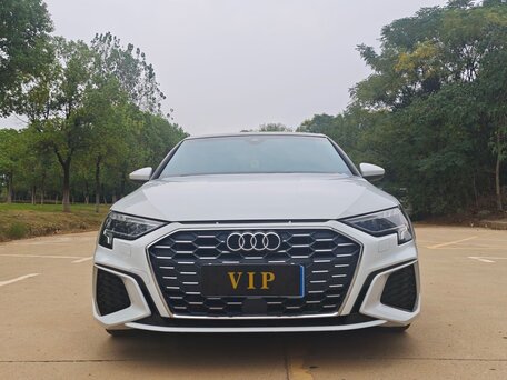 2022 Audi A3 Sportback 35 TFSI IV (8Y), белый, 2134000 рублей, вид 2