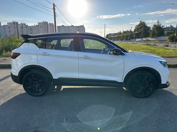 2022 Geely Coolray I, белый, 1690000 рублей - вид 4