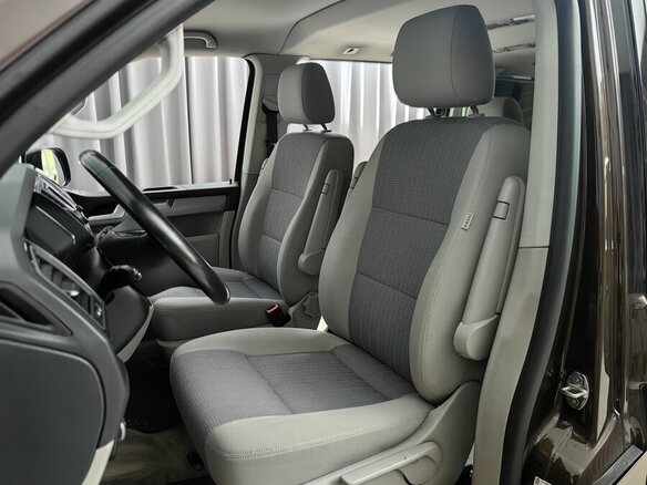 2015 Volkswagen Multivan T6, коричневый, 2860000 рублей - вид 6