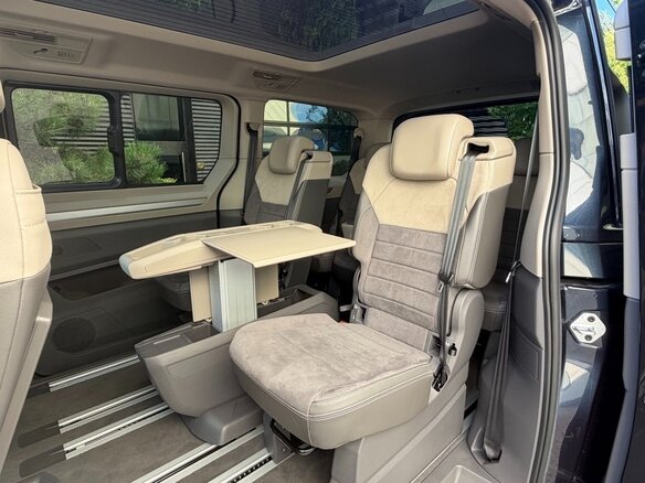 2023 Volkswagen Multivan T7, синий, 6200000 рублей - вид 17