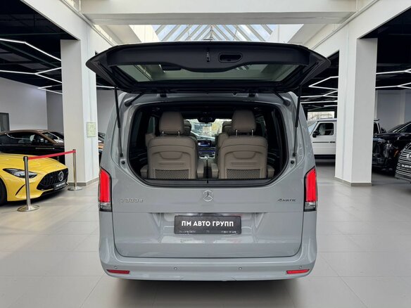 2026 Mercedes-Benz V-Класс Long 300 d длинный III (W447) Рестайлинг 2, серый, 14990000 рублей - вид 29